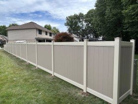 MR. FENCE, INC. - Photo 4
