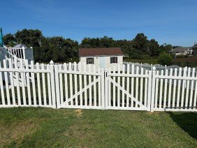 J & P Fence Co Inc - Photo -1