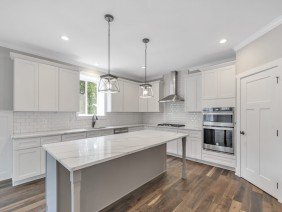 Capital Custom Homes - Photo 3