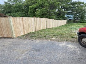 LaPlume fence - Photo -1