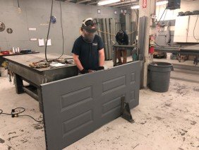 Doors Unlimited Inc - Photo 0