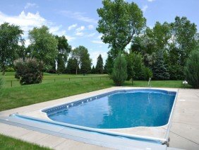 Lucky Duck Pools - Photo -1