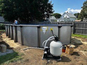 Aquarian Pool And Spa - Photo 3