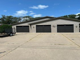 Central MN Door Service - Photo 0