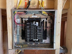 Lyons Electric Co - Photo 4