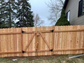 Fence Me In - Photo 4