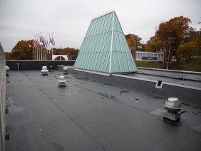 Supreme Roofing - Photo -1