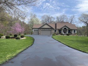 TM Asphalt Sealing LLC - Photo 5