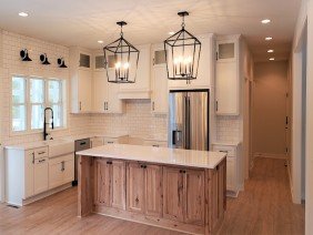 Stortz Custom Homes LLC - Photo 2