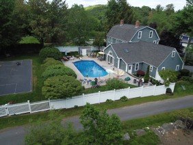 J C Vinyl Siding - Photo 3