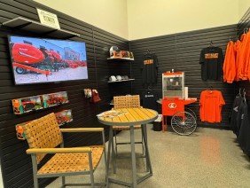 Quality Equipment - Photo 1